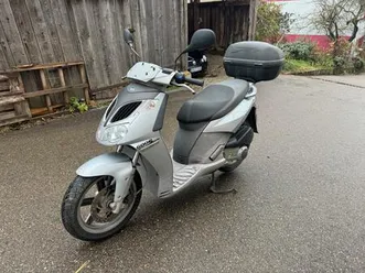 aprilia sportcity 125