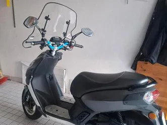 peugeot kisbee 50 roller