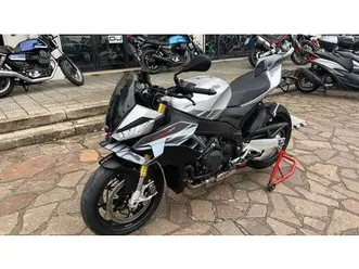 vendo aprilia tuono v4 (2025) usata a formia (codice 9886452) - moto.it
