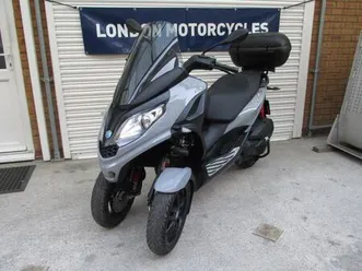 piaggio mp3 300 hpe abs, 2020, only 2k miles, excellent example