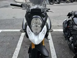 suzuki v-strom 1000 bianco