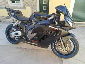 honda cbr 1000rr vendo ou troco por carrinha 3 lugares comercial assunção