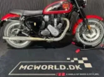 bsa goldstar insignia red