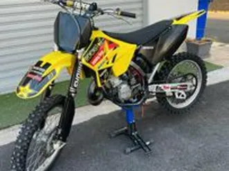 suzuki rm 125 2t