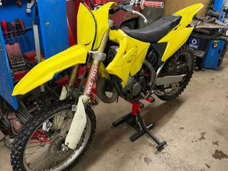 suzuki rm125