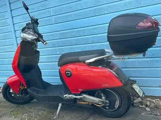 super soco cux elektro-roller, rot