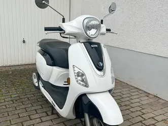 „sym fiddle iii“ roller motorroller