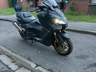 t-max 560 techmax ligne akrapovic