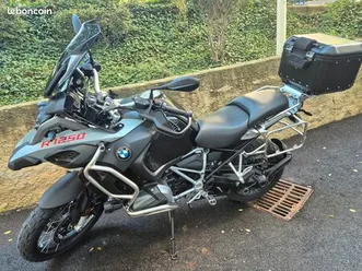 bmw 1250 gs adeventure top case et valise alu grise