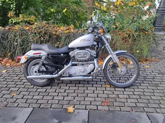 883 sportster