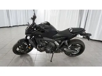 yamaha mt-09 y-amt 2024 35kw oder 70kw smartphonnne