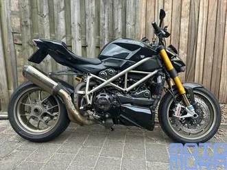 ② ducati streetfighter 1098s met öhlins, brembo, carbon en re