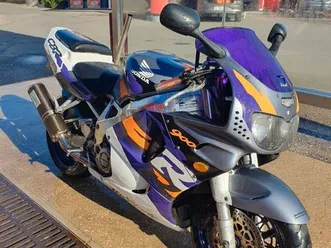 900 cbr