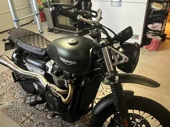 triumph scrambler 900 – 2023 – seulement 3 200 km – comme neuve