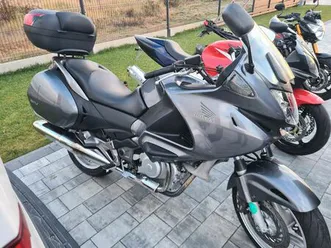 honda ntv 700 deauville