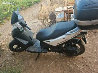 kymco agilité 50 cc 2 temps