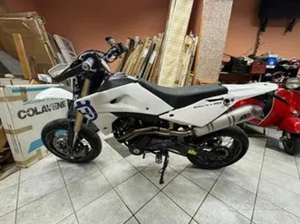 motard husquarna 610