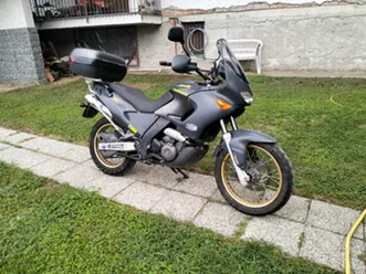 aprilia pegaso 650 ie '03