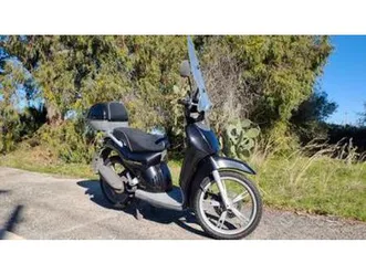 aprilia scarabeo 100