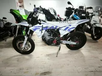 fantic motor motard 125