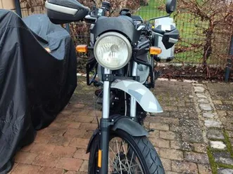 royal enfield himalayan