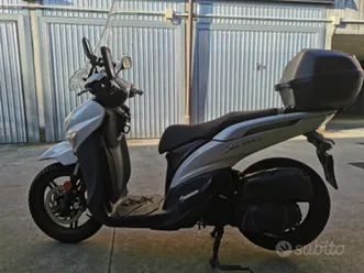 scooter 125 yamaha xenter