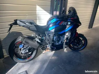 bmw m 1000 xr competition carbon pack