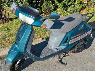 scooter peugeot sv125