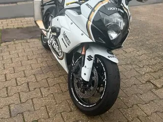 suzuki-gsxr-1000-k6