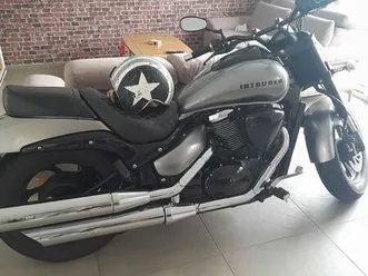 moto suzuki intruder