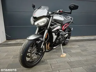 triumph street triple