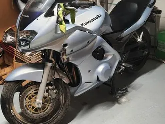 a vendre moto zr7s