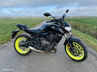 yamaha mt07 (a2)