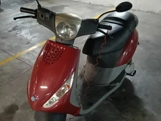 piaggio zip 50 cc impecável união de freguesias da cidade de santarém