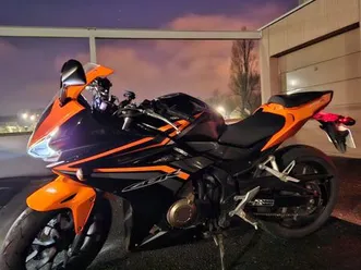 honda cbr500r – 2016 – excellent état – entretien suivi honda