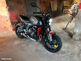 triumph trident 660