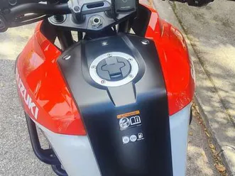 suzuki v-strom 1050de pro arancione