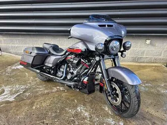 used harley-davidson flhxse cvo sglide 1923 20 for sale in stretford