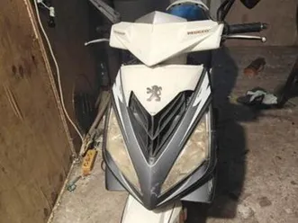 peugeot speedfight 3 50cc snorfiets (geel kenteken) — scooters | yamaha — marktplaats