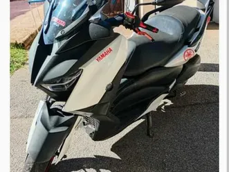 yamaha 300 xmax