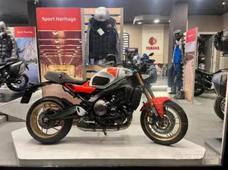 yamaha xsr 900 legend red - km 0