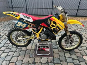 ② suzuki rm 250 cc bj 1993 nouveau ! 10 heures ! ! ! !