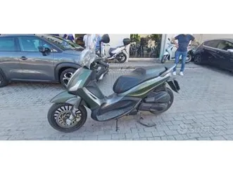 piaggio beverly 300 del 2020 usato