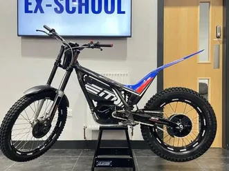 2024 em epure race **excellent condition** electric trials bike!!!