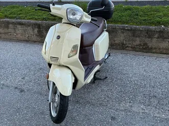 scooter yamaha magesty 125