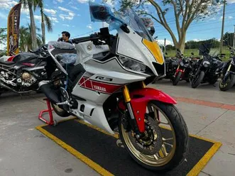 yamaha yzf r3 world gp 60th anniversary edition