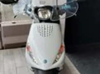 piaggio zip 50 4 t