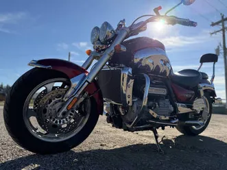 2005 triumph rocket iii