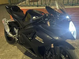 moto gsxr 1000 k7. aceito troca por carrinha tipo fiat ducato olho marinho