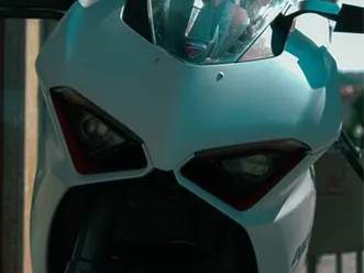 vendo ducati panigale v2 anos 2023 como nova 9800 km garantia ducati santa marinha e são pedro da afurada